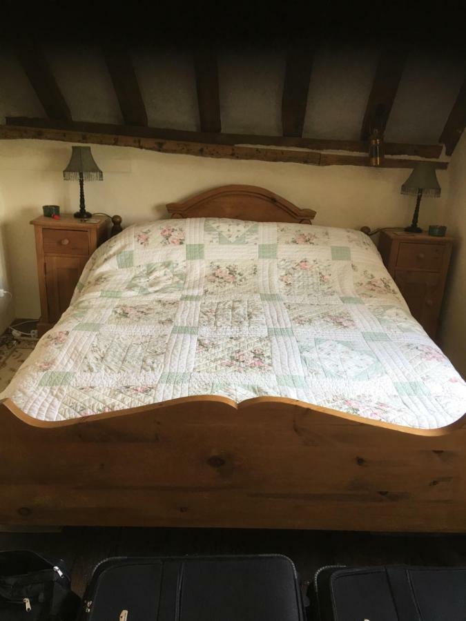 Bumble Cottage B&BStradbroke エクステリア 写真