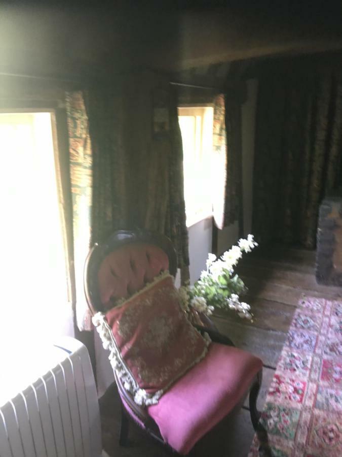 Bumble Cottage B&BStradbroke エクステリア 写真