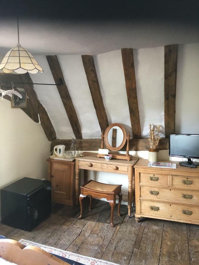 Bumble Cottage B&BStradbroke エクステリア 写真